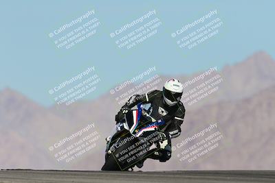 media/Feb-03-2024-SoCal Trackdays (Sat) [[767c60a41c]]/5-Turn 9 Set 2 (1040am)/